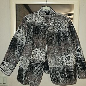 Elegant Patchwork Blazer in Black and Gray